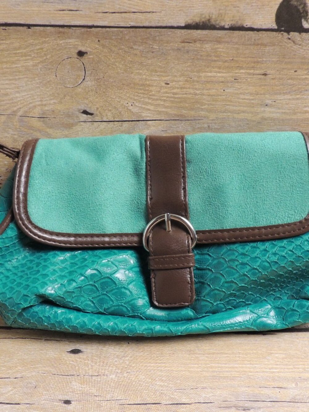 Elizabeth Arden Teal Faux Snakeskin Makeup Bag